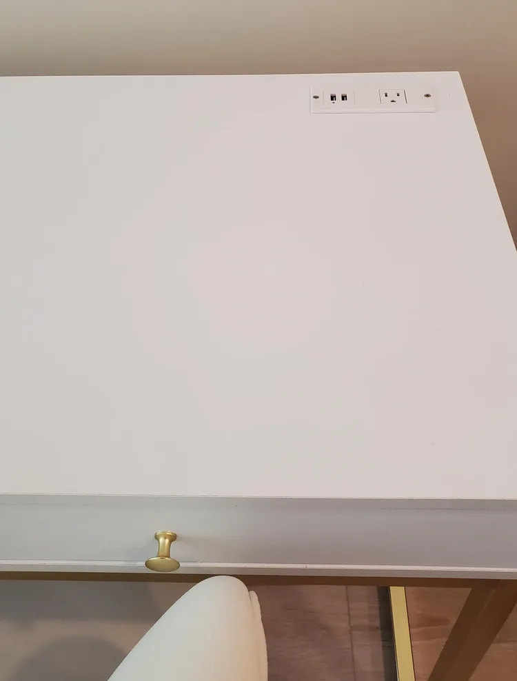 Desk/ vanity table image indicator(4)