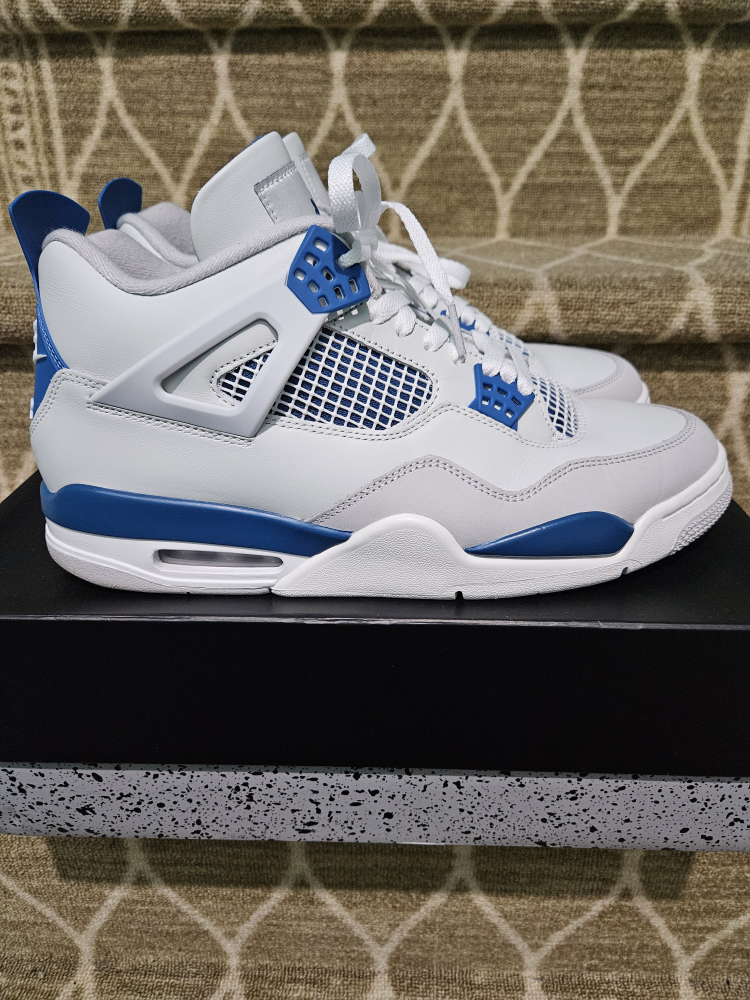 Air Jordan 4 Retro "Military Blue" Size 12 - photo 5