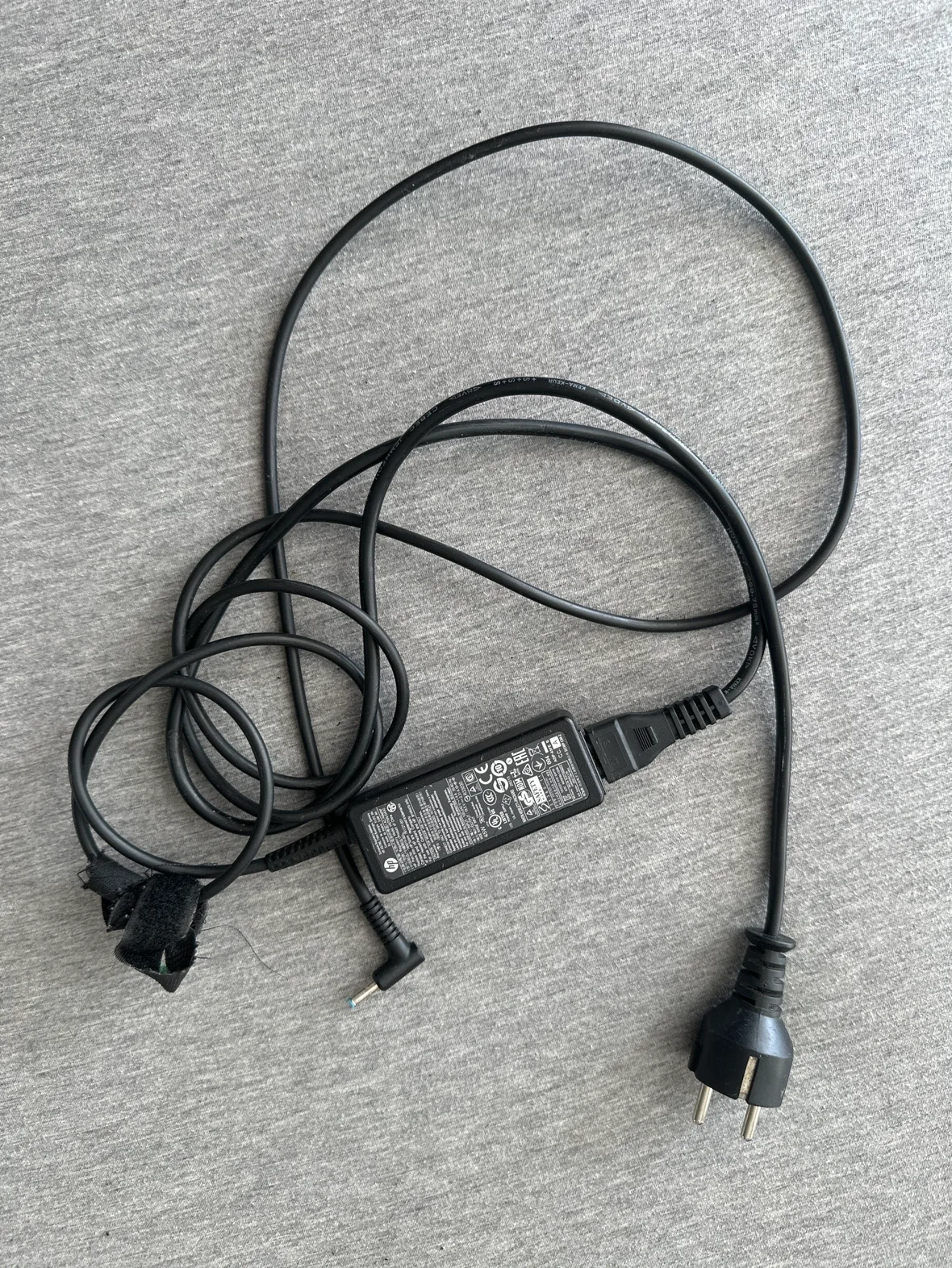 HP Laptop Charger with adaptor thumbnail