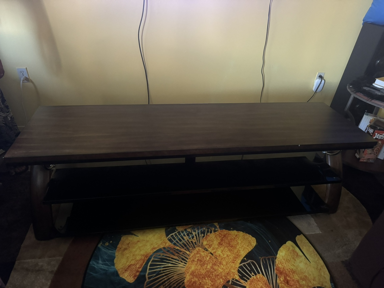 TV Stand - photo 3