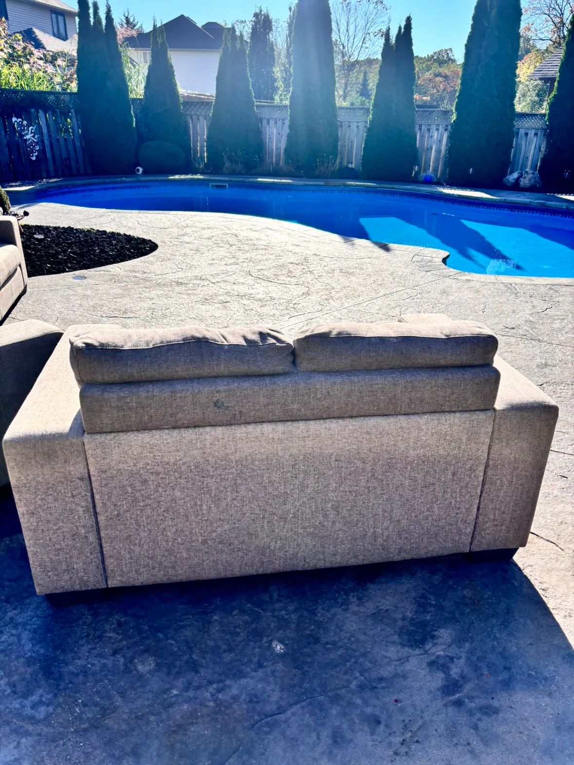 Beautiful three-piece sofa set gray image indicator(6)