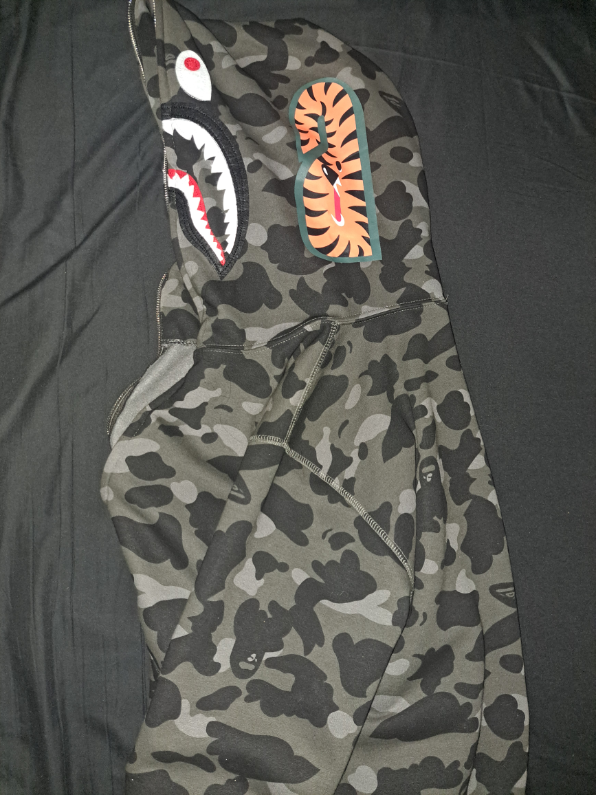 A Bathing Ape Camo Hoodie - photo 2