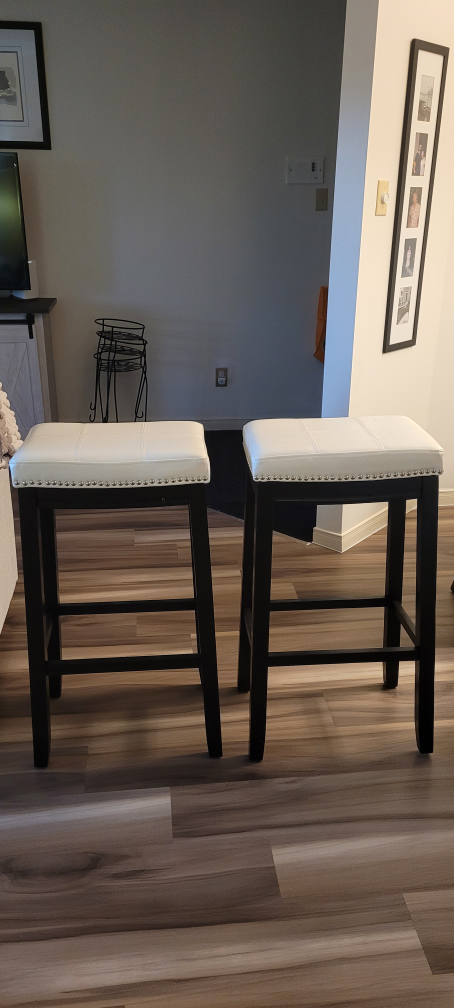 White Kitchen Stools - photo 2