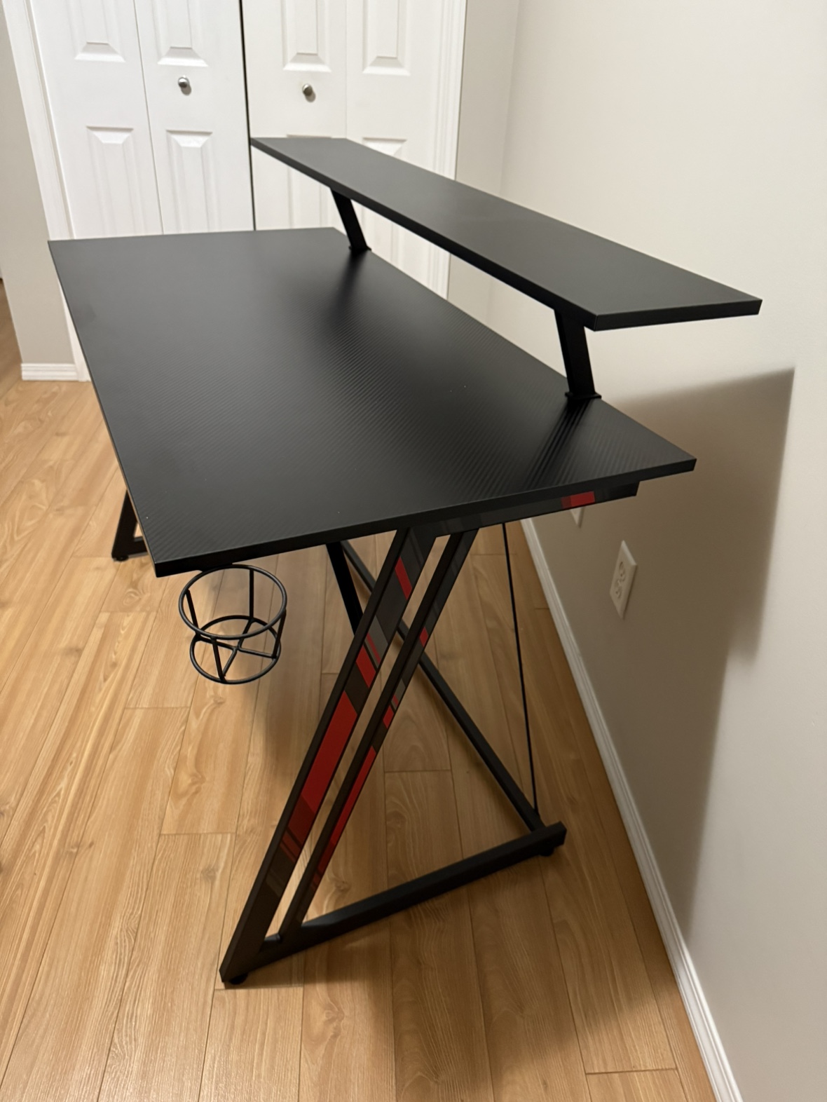 Gaming Desk - photo 2