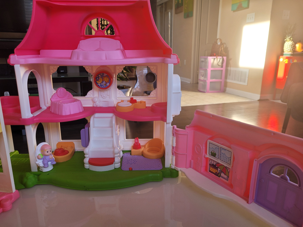 Fisher-Price Little People  House - photo 2