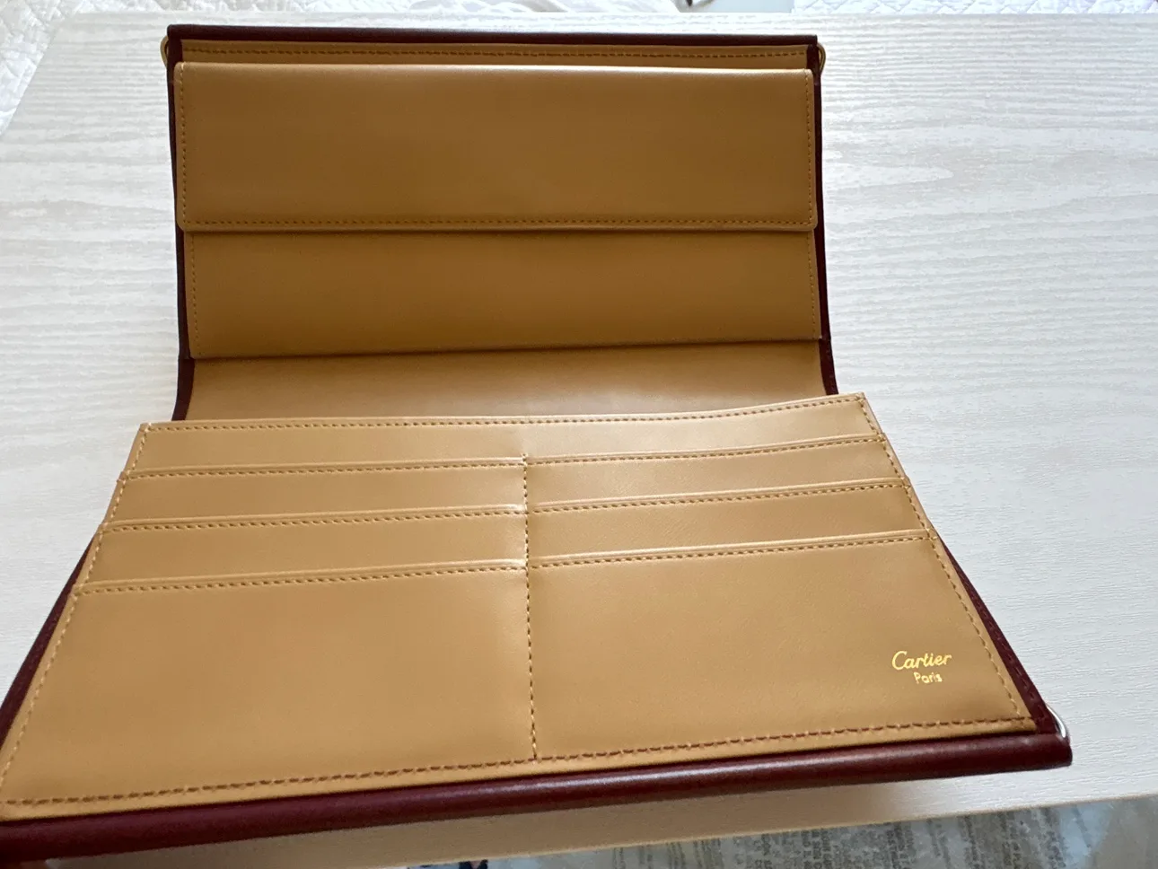 100% authentic Cartier wallet image indicator(3)