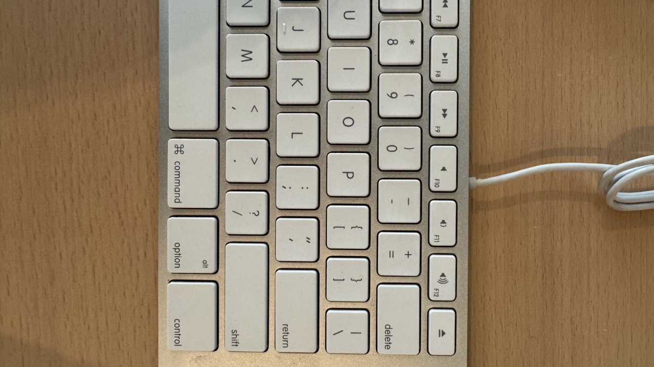 Vintage Apple Wired Keyboard with Numeric Keypad - photo 5