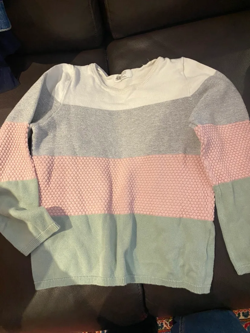 Girls Sweaters  (Sizes 7/8) image indicator(5)