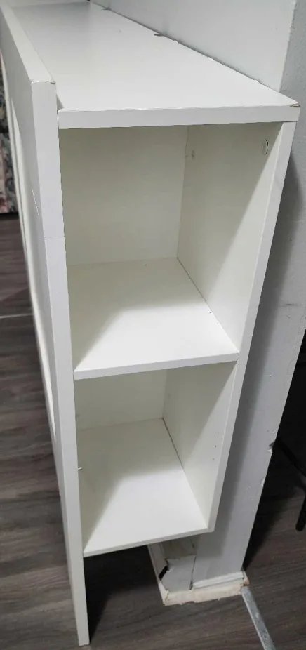 White Headboard with Built-in Shelving image indicator(3)