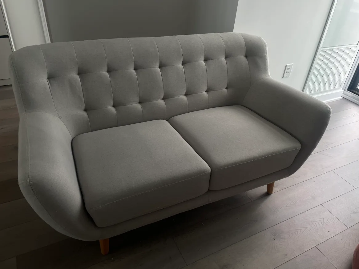 Structube Haley Tufted Loveseat thumbnail