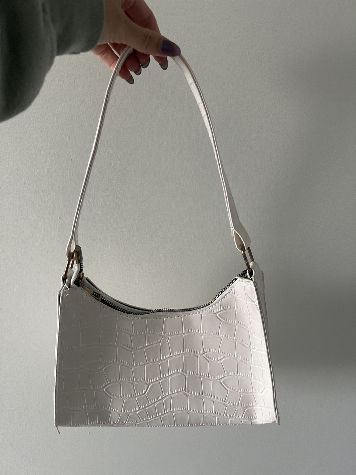 White Croc shoulder Bag