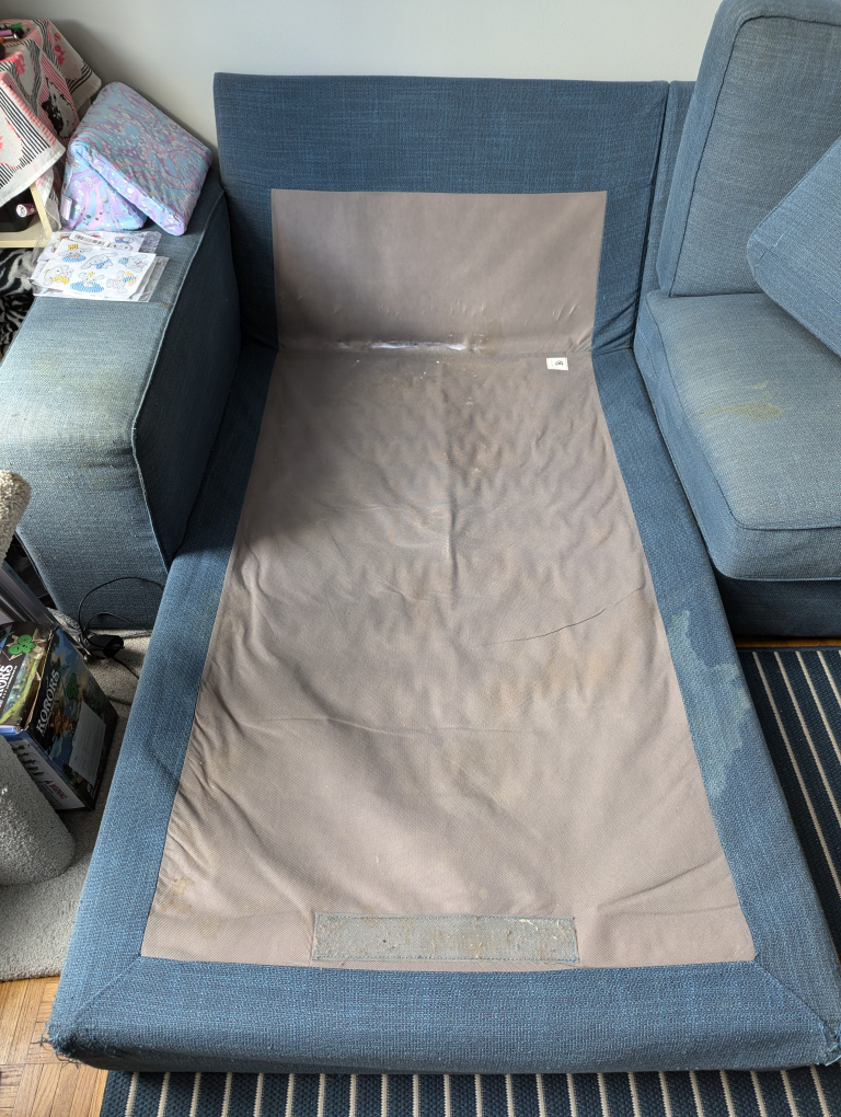 Free! Ikea Kivik chaise - photo 3