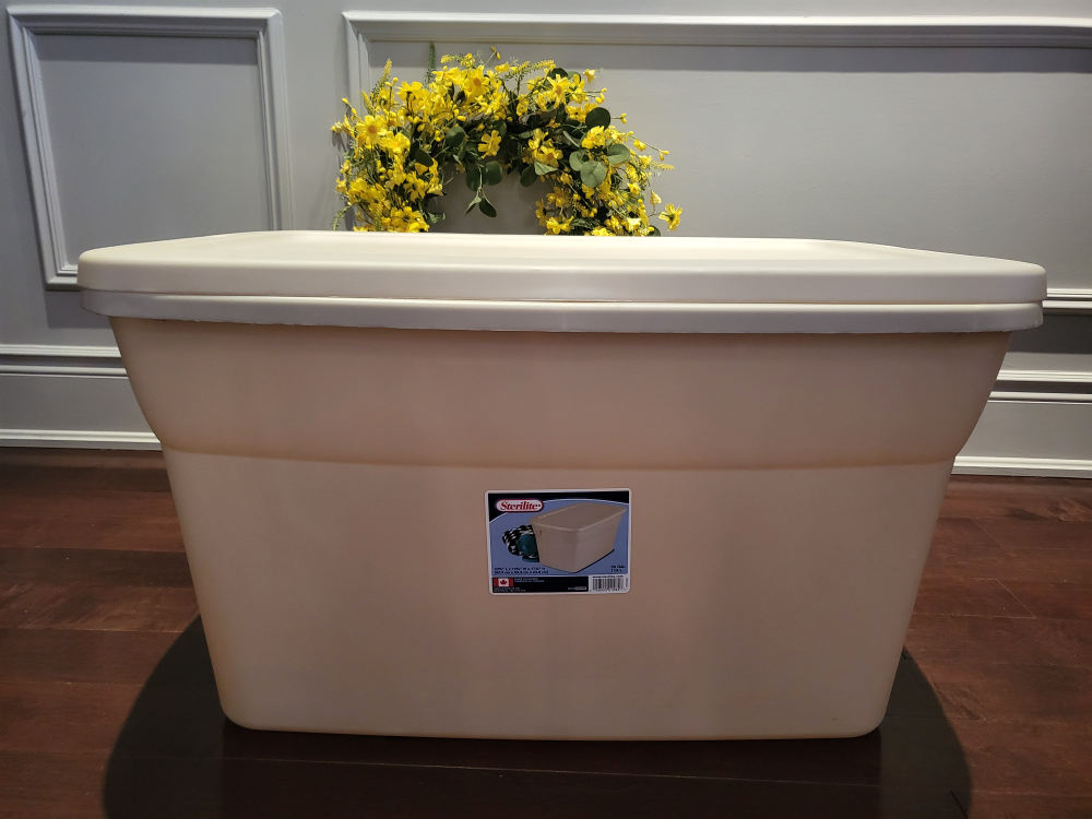 Sterilite Storage Bin