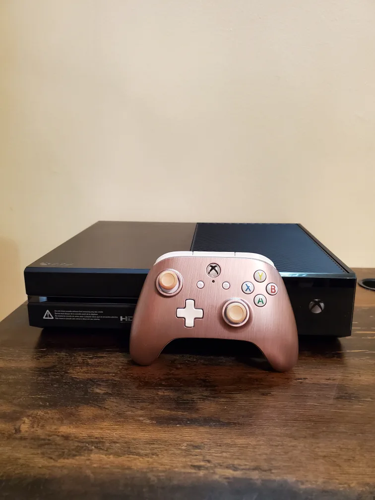 Xbox One Console - Black with Rose Gold Controller thumbnail