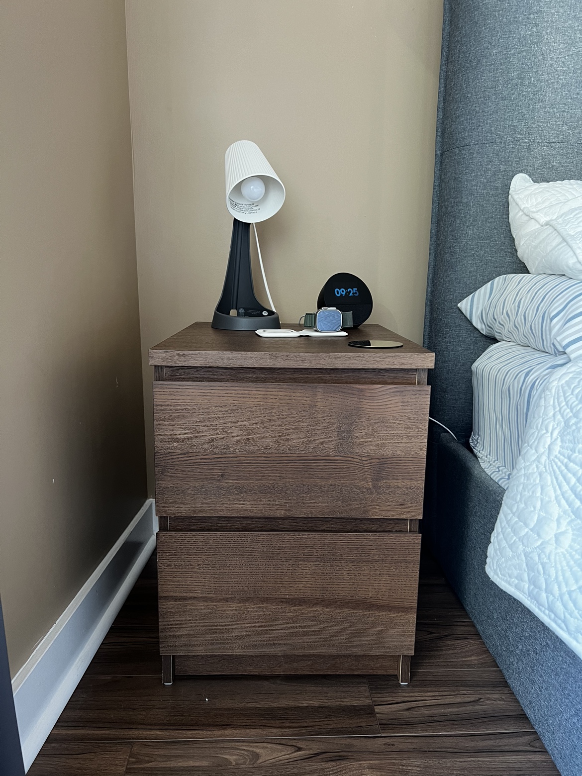 2 IKEA MALM 2-Drawer Nightstand set of two - photo 2