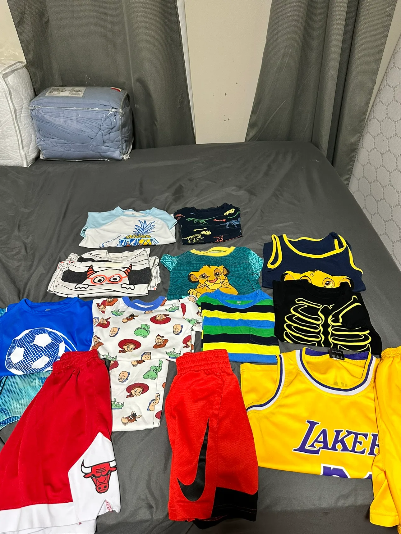 Boys Clothing Bundle (Size 4T-5T) thumbnail