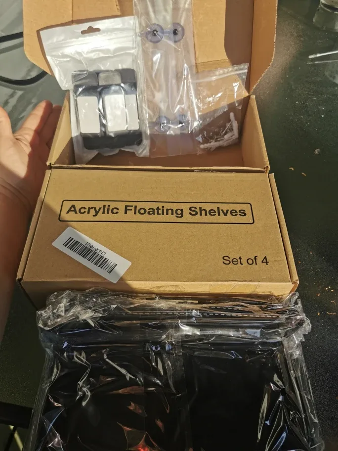 Set of 4 Black Floating Shelves image indicator(4)