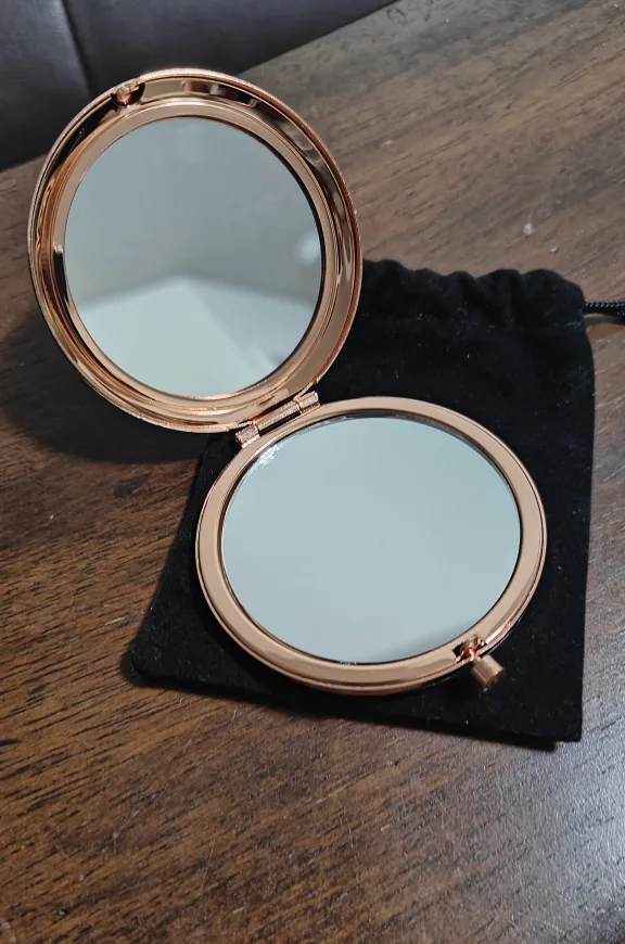 40th Birthday Gift Set #Freecycle image indicator(4)