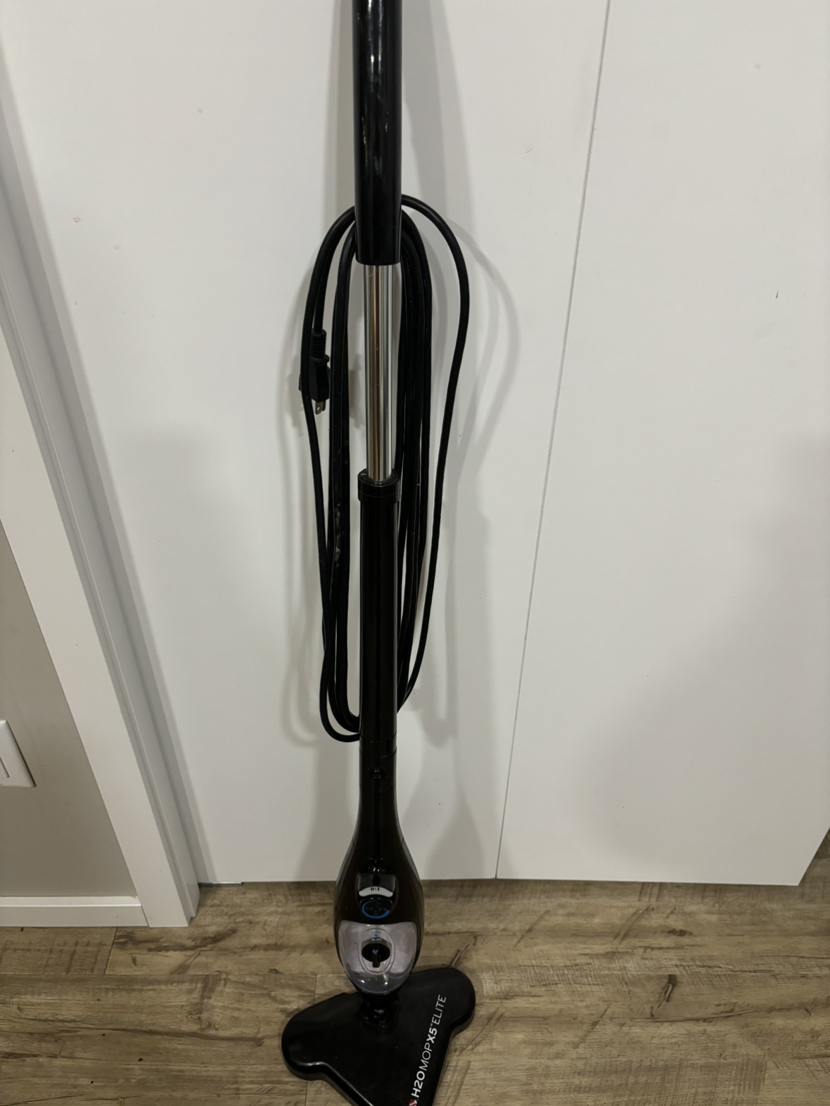 H2O Mop X5 Elite Steam Cleaner - photo 2