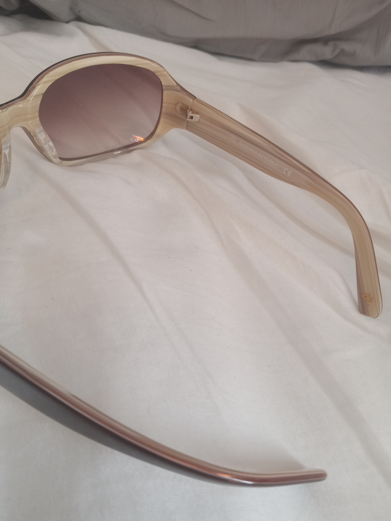 Banana Republic Sunglasses - photo 3
