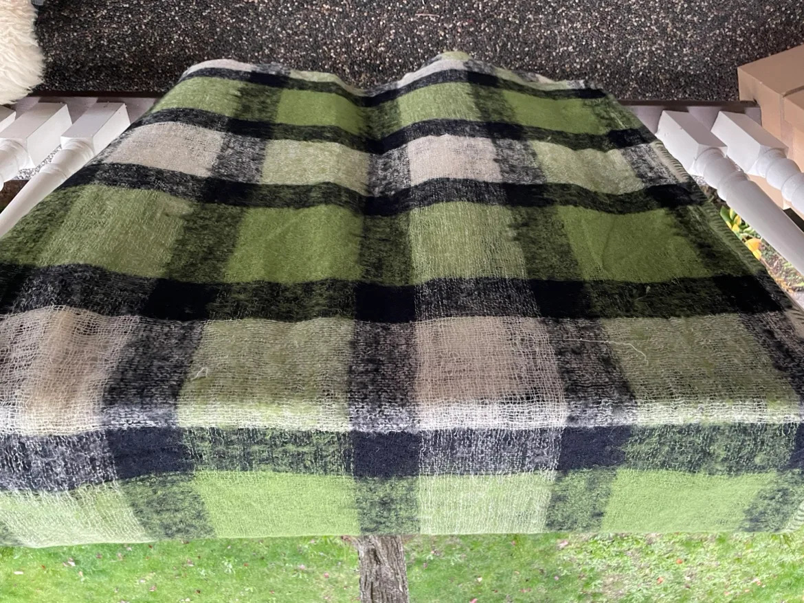 Green and Black Plaid mohair Blanket image indicator(3)