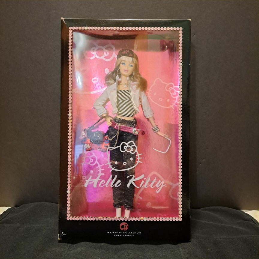 Hello Kitty Barbie Doll - photo 2