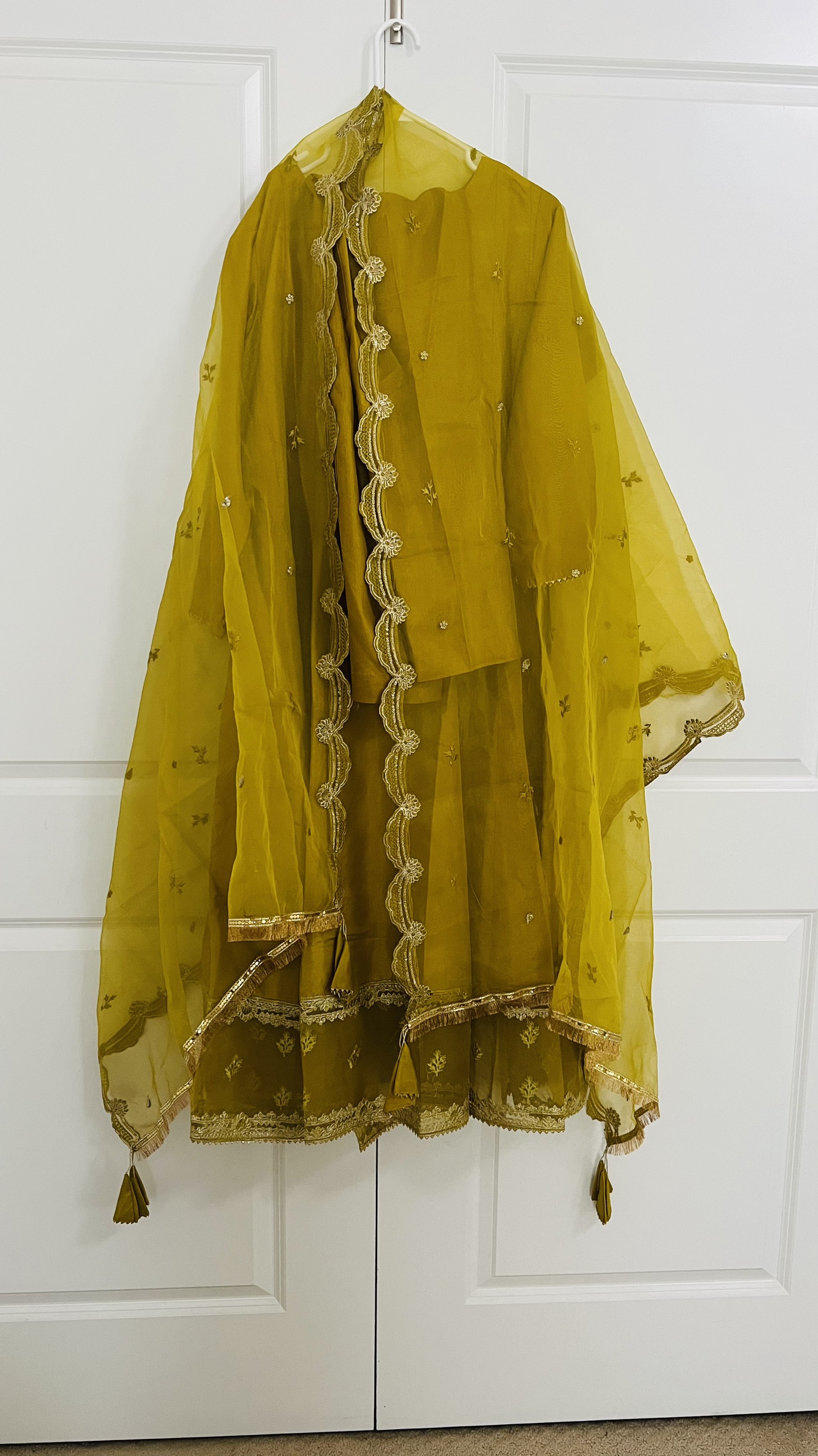 Mustard Yellow Suit with Dupatta - photo 2