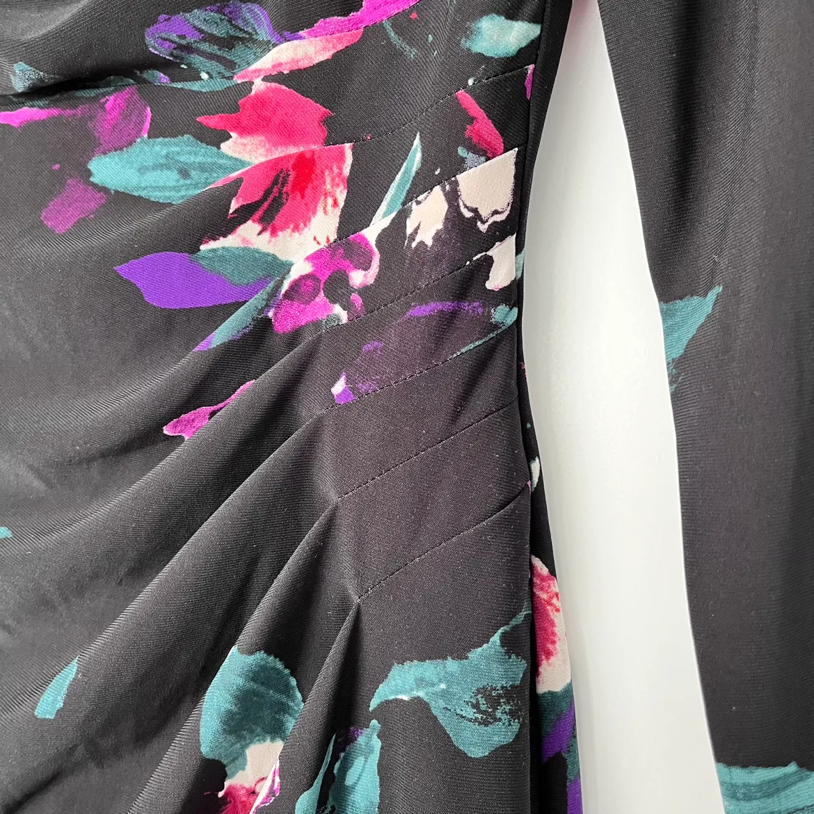 NWT Lauren Ralph Lauren Floral Sheath Stretchy Dress image indicator(3)