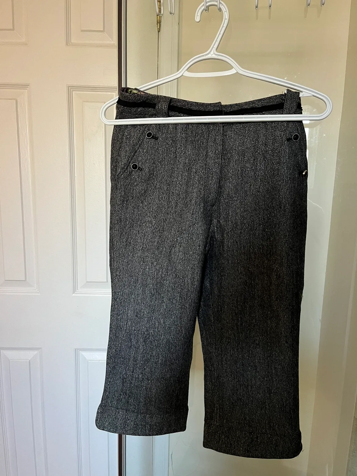 Cloth and pant image indicator(2)