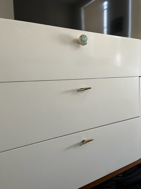 White Dresser with 6 Drawers - photo 5