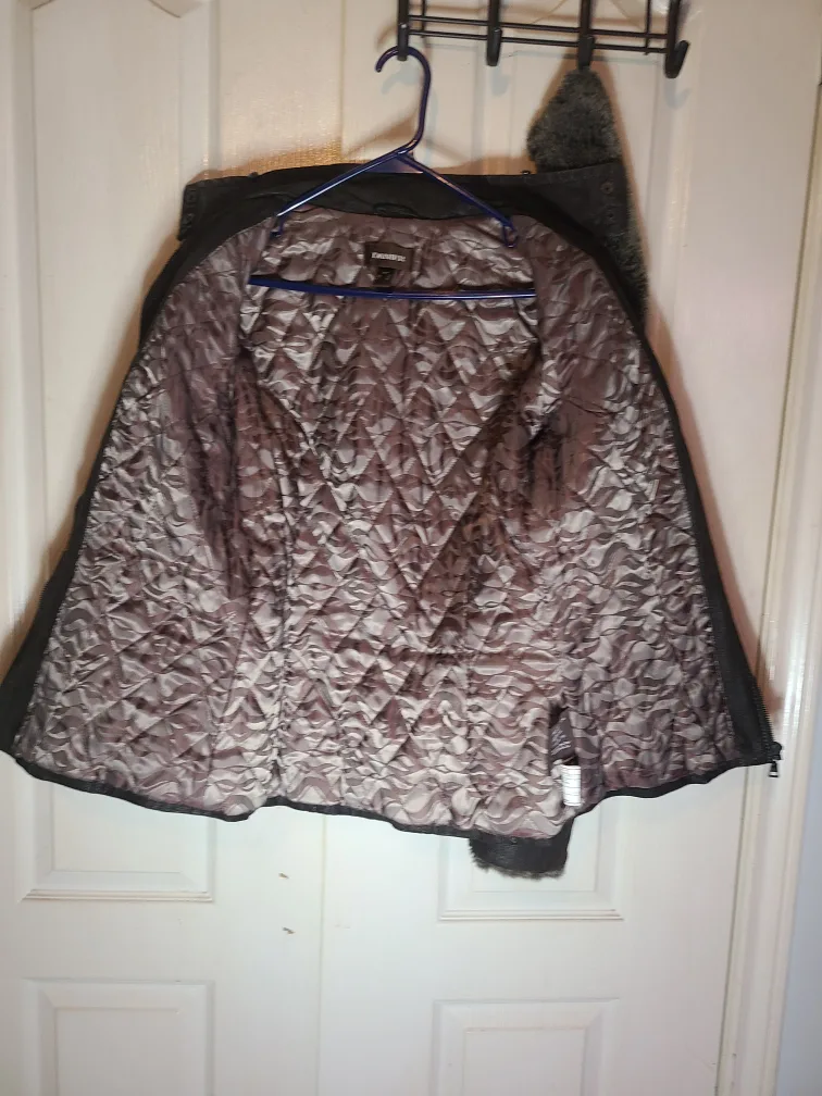 Danier Leather Jacket Thinsulate w/Faux Fur Collar image indicator(5)