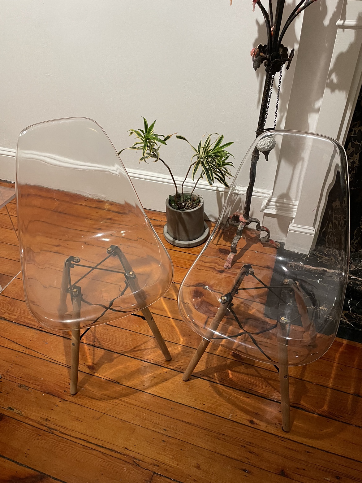 Clear Acrylic Dining Chairs