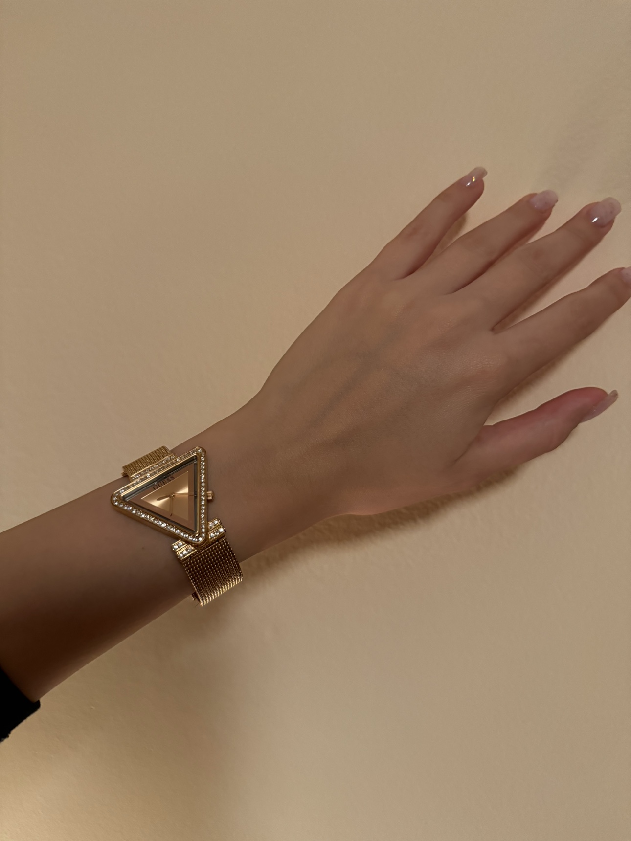 Guess Triangle Watch - photo 3