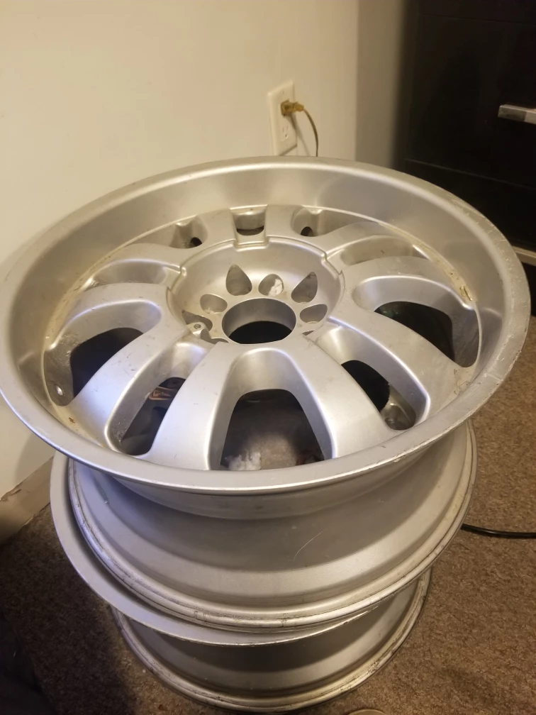 Set of 4 Silver Rims 18s