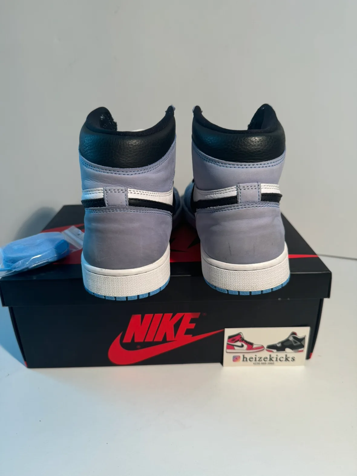 Jordan 1 High University Blue size 9 image indicator(4)