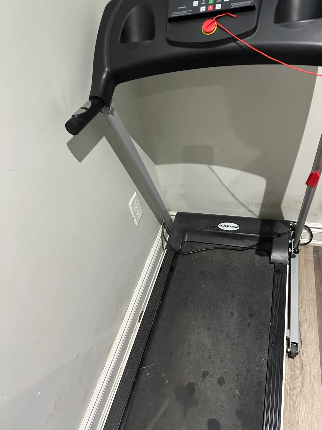 Moving out sale Altrasonic Treadmill thumbnail