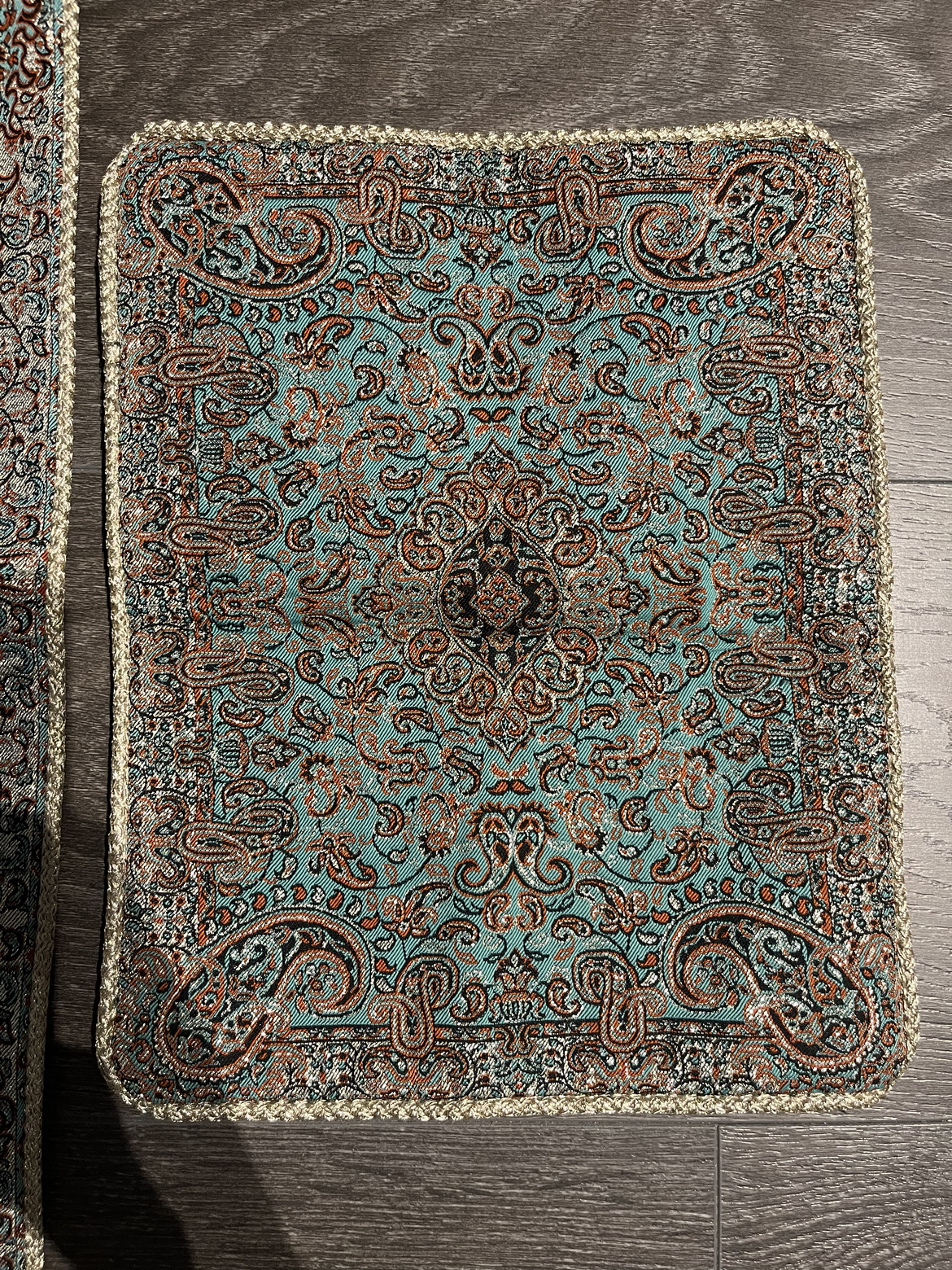 Set of two Table Covers - photo 4
