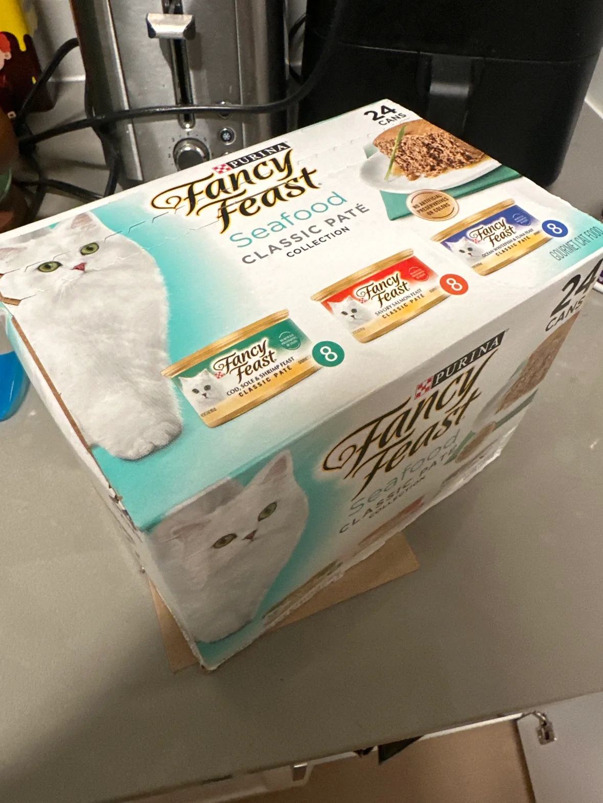 Fancy Feast Seafood Classic Pate Cat Food thumbnail