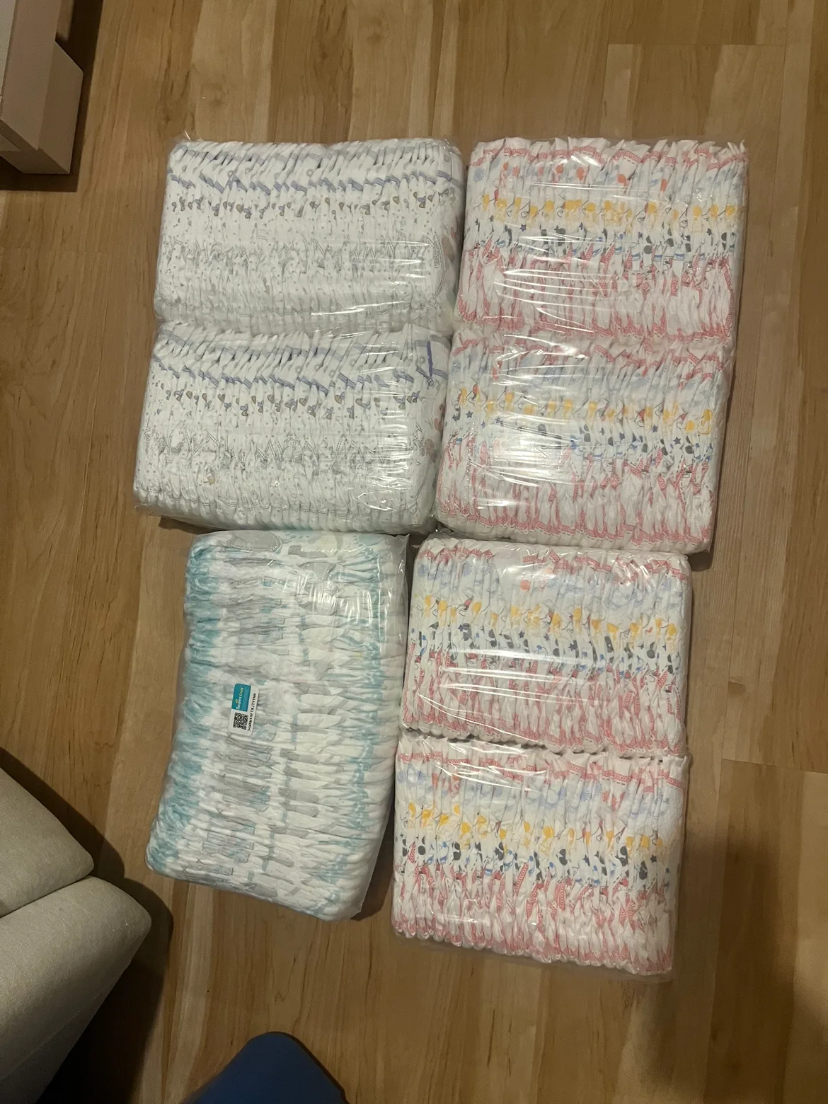 Mixed Lot of 250+ Size 3 Diapers thumbnail