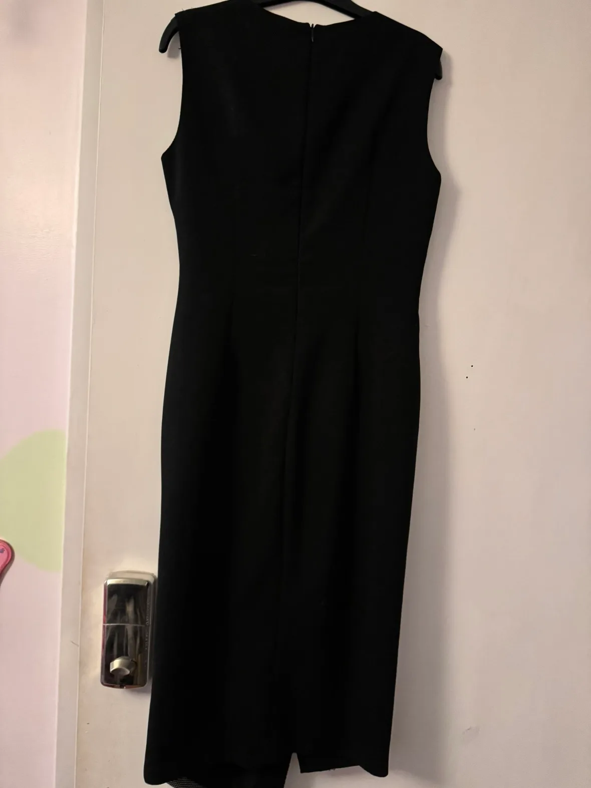 Black and Grey Dress with Side Slit image indicator(4)