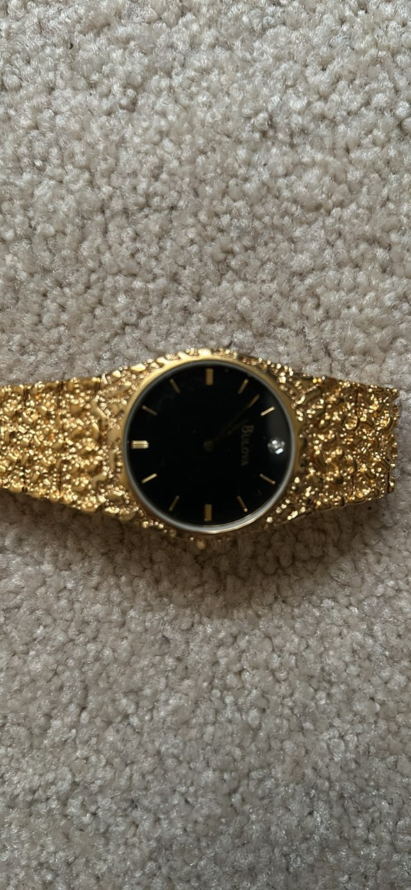 Bulova Gold Tone Watch - photo 2