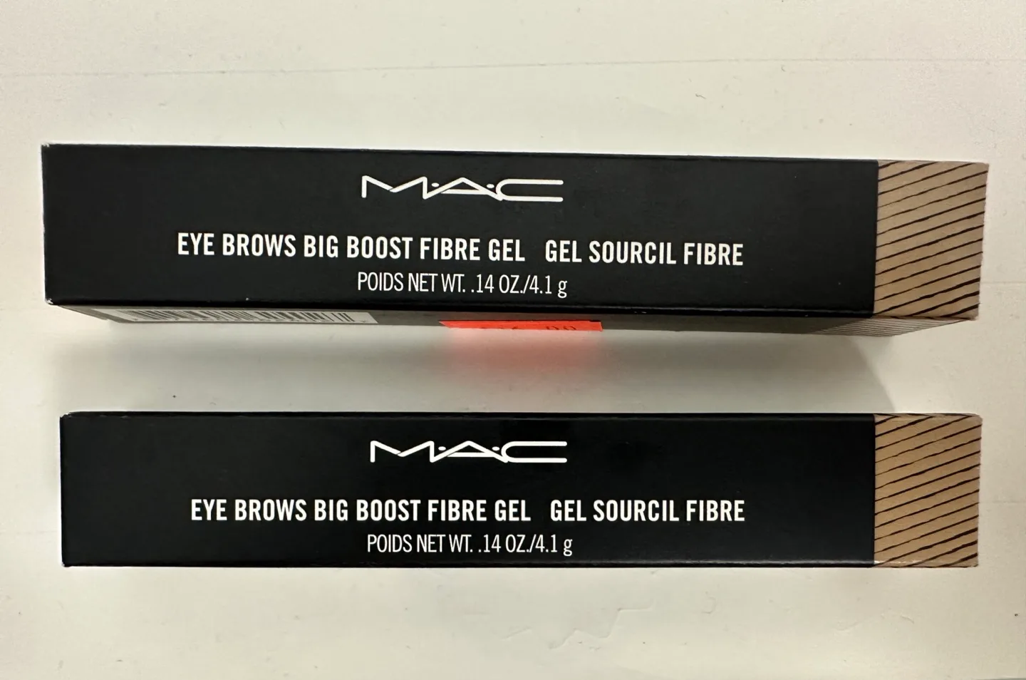 Brand new  MAC Eye Brows Big Boost Fibre Gel - Omega thumbnail