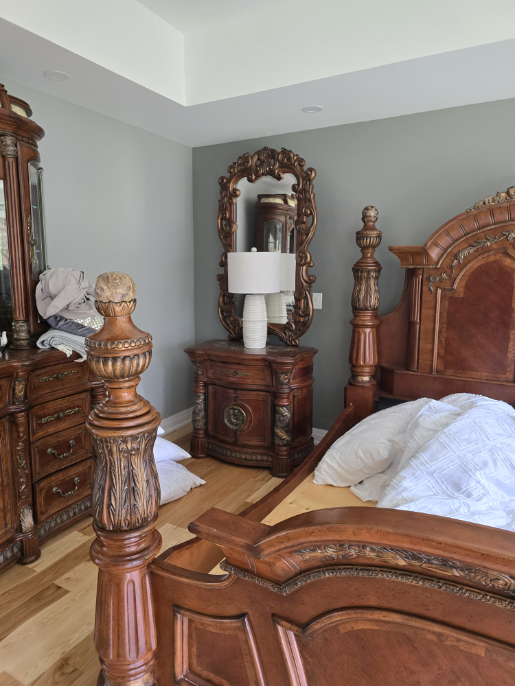 King Sized Bedroom Set