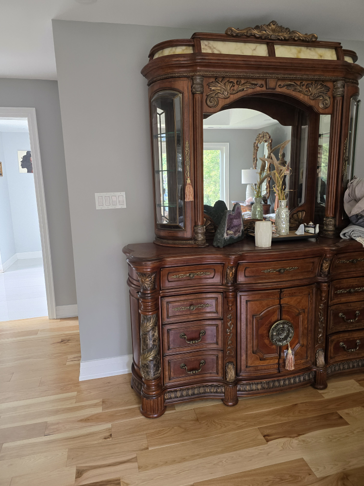 King Sized Bedroom Set - photo 2