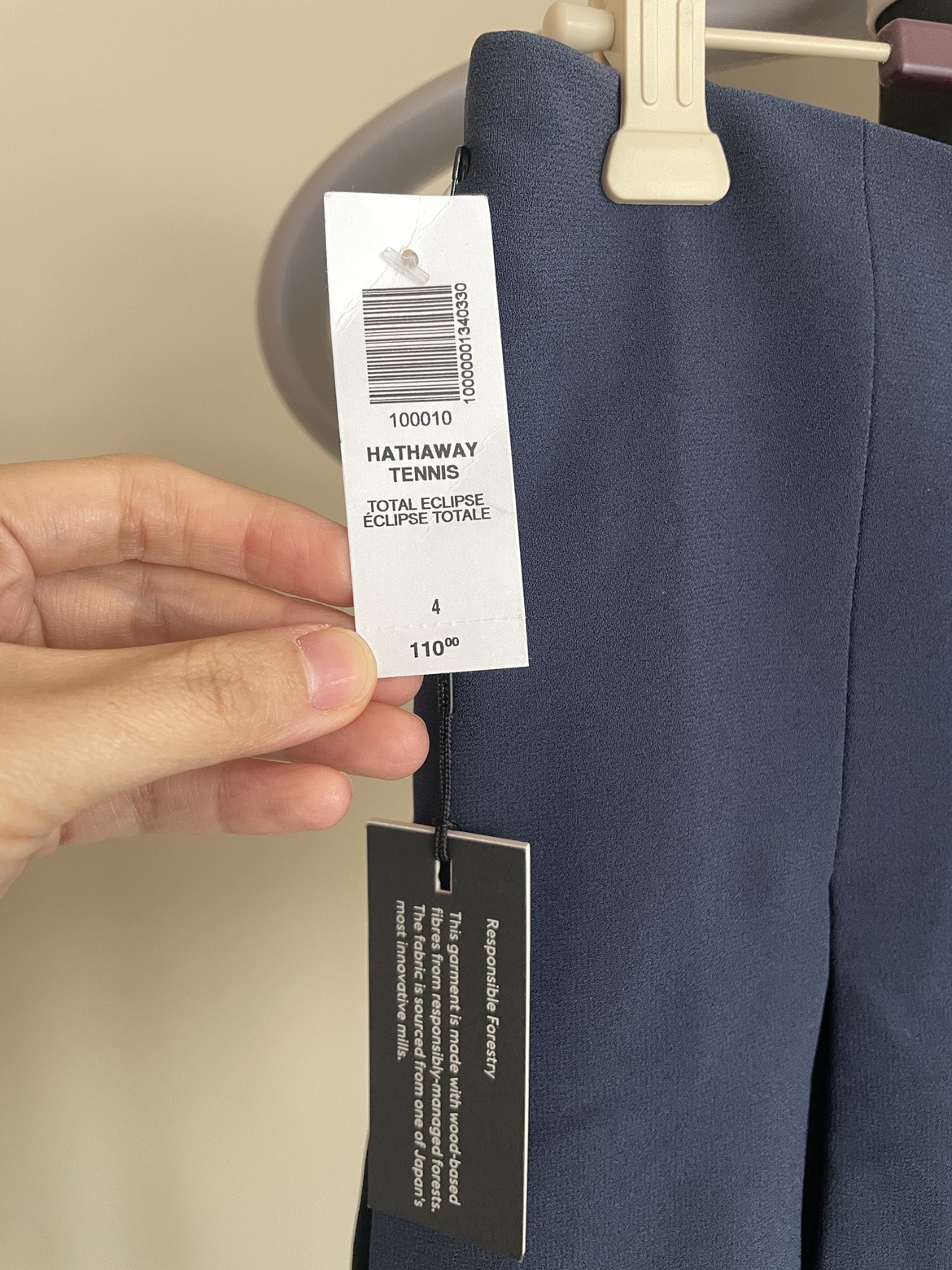 Brand new Hathaway Tennis Navy Pleated Skirt Size 4 - photo 2