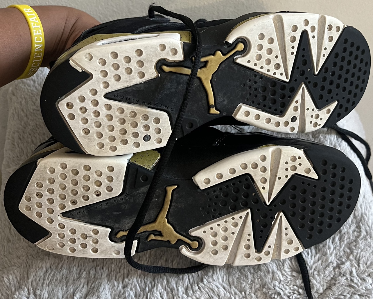 Air Jordan 6 Rings Black Gold Size 6