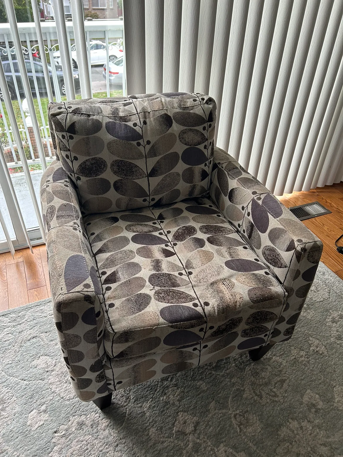 Armchair thumbnail