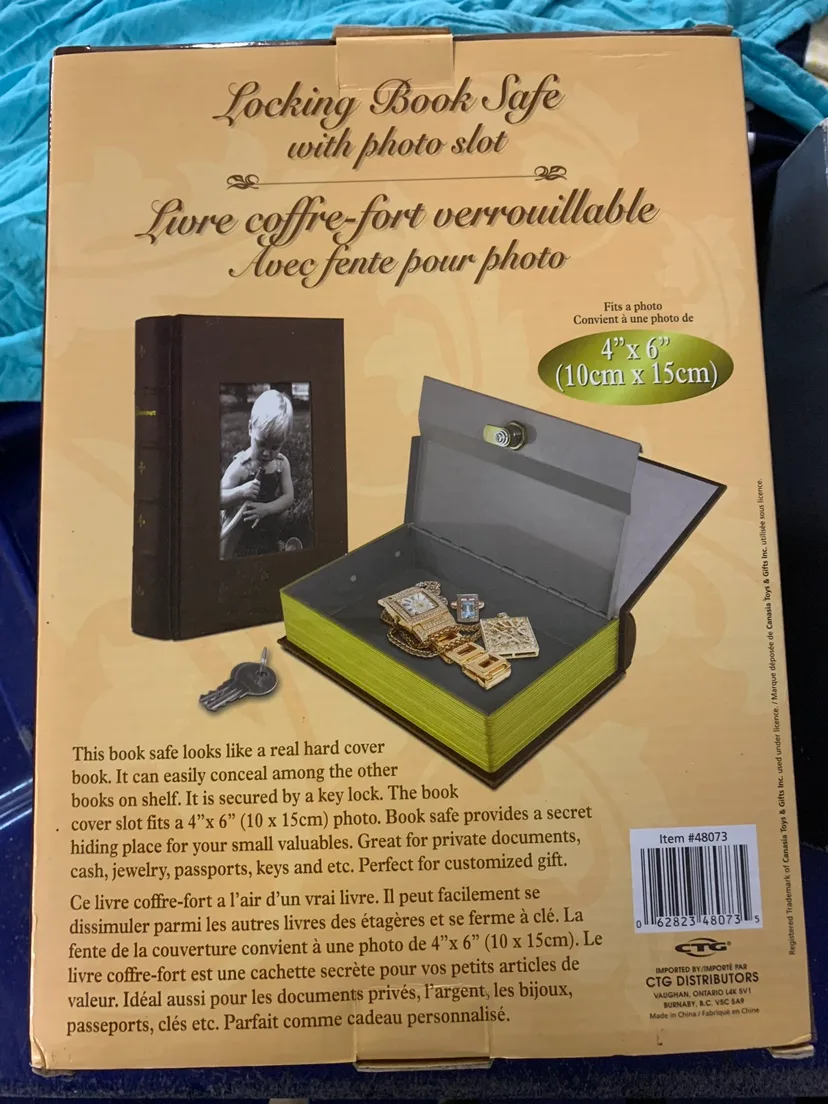 Locking Book Safe with Photo Slot image indicator(2)