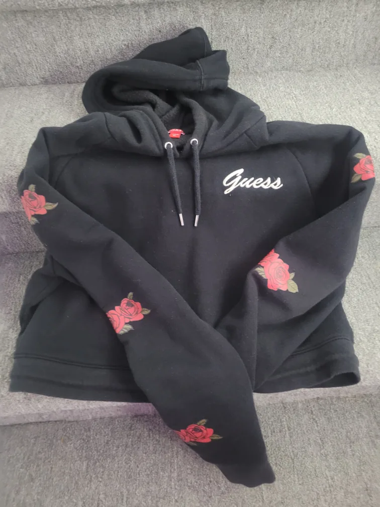 🥕🥕🥕Guess Black Rose Hoodie image indicator(2)