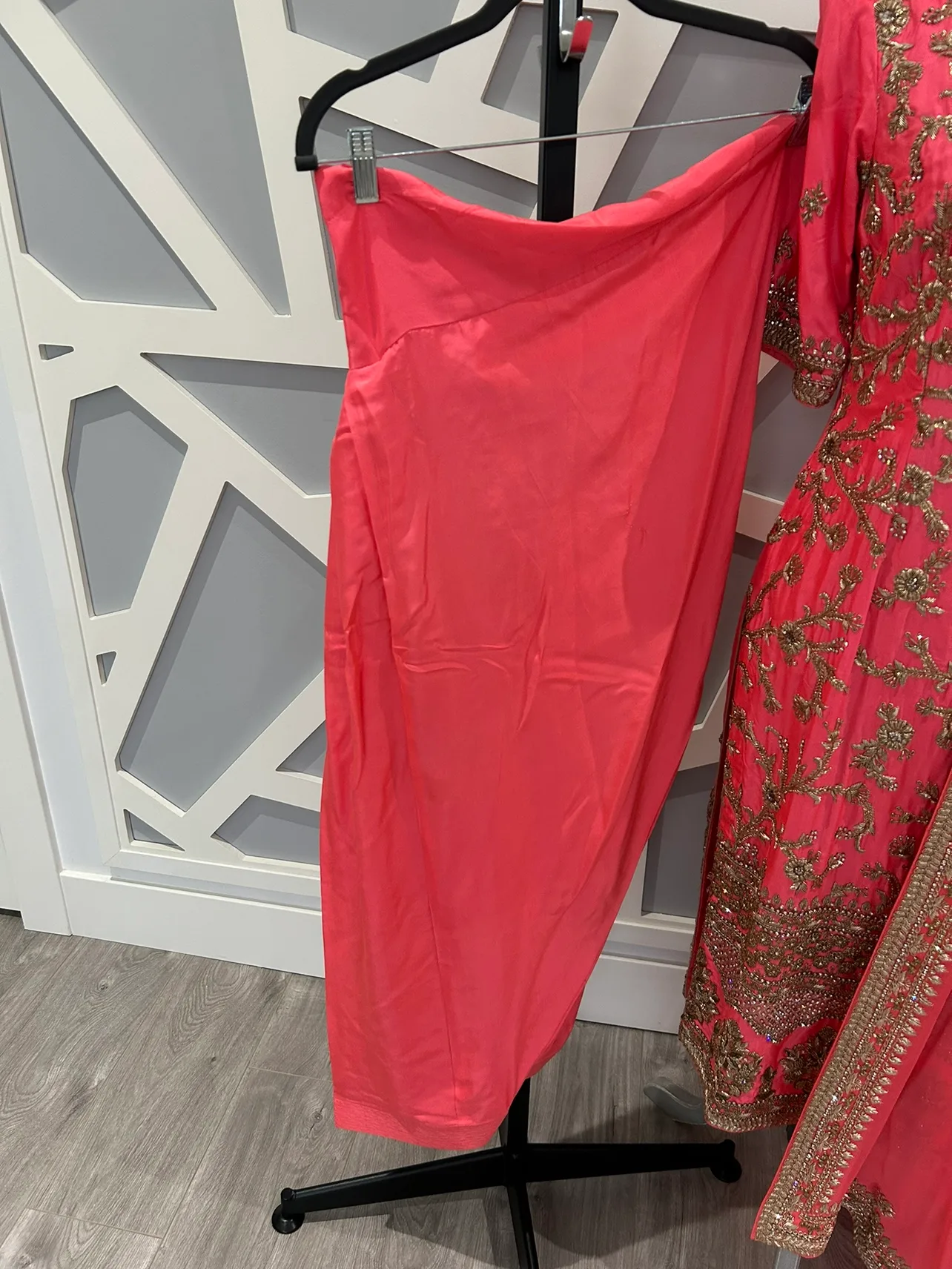 Pink Embroidered Salwar Kameez Suit image indicator(3)